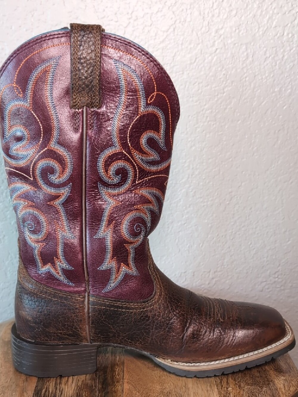 Ariat Burgundy Western Cowgirl Boots - Picture 5 of 15